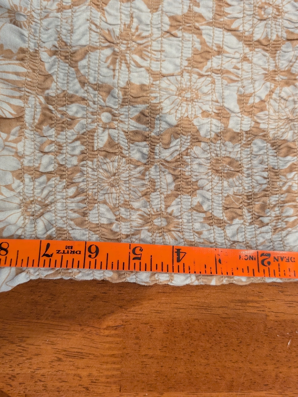 American Eagle Outfitters Beige Floral Smocked Cami Crop Top Small - Picture 8 of 8